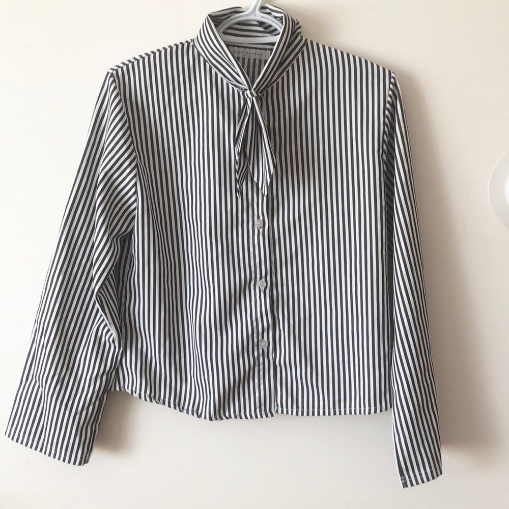 🛍3/$20 Stripe Sailor Blouse